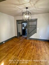 2043 W 101st St in Cleveland, OH - Foto de edificio - Building Photo