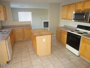 16044 W Adams St in Goodyear, AZ - Building Photo - Building Photo