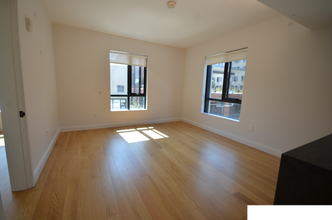 87 Gardner St, Unit 205 in Boston, MA - Building Photo - Building Photo