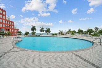 1541 Brickell Ave, Unit A2102 in Miami, FL - Building Photo - Building Photo