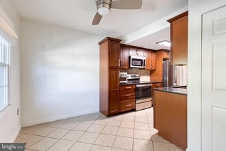 1640 Mt Airy Ct in Crofton, MD - Building Photo - Building Photo
