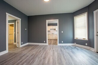 2523 Ames Ave in Omaha, NE - Building Photo - Building Photo