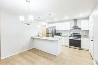 5170 Clacton Ave in Camp Springs, MD - Building Photo - Building Photo