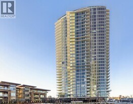 7683 Park Cres in Burnaby, BC - Building Photo