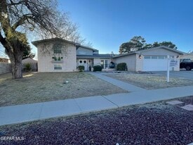10024 Fenway Dr in El Paso, TX - Building Photo