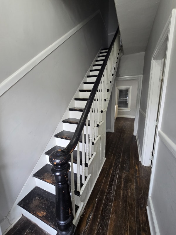 property at 700 Idlewood Ave