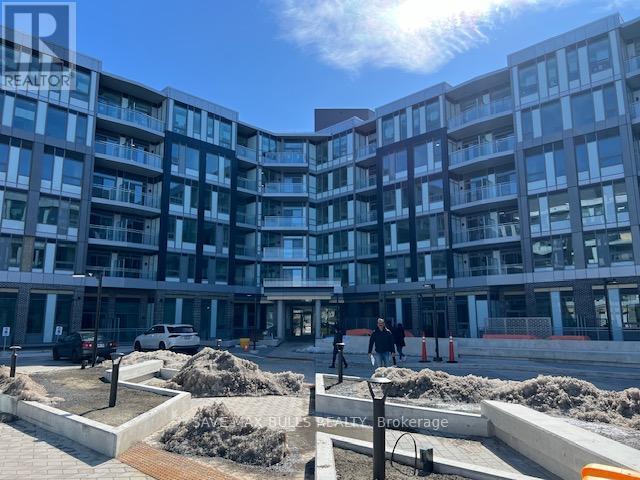 2501-2501 Saw Whet Blvd. in Oakville, ON - Building Photo