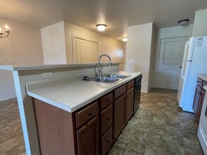 Wyndham Lake Villas in Green Bay, WI - Foto de edificio - Building Photo