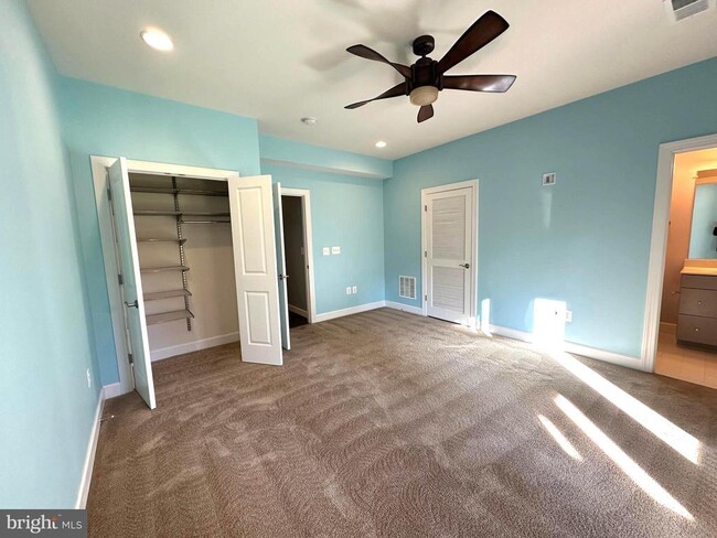 3697 Ambrose Hills Rd in Falls Church, VA - Building Photo - Building Photo