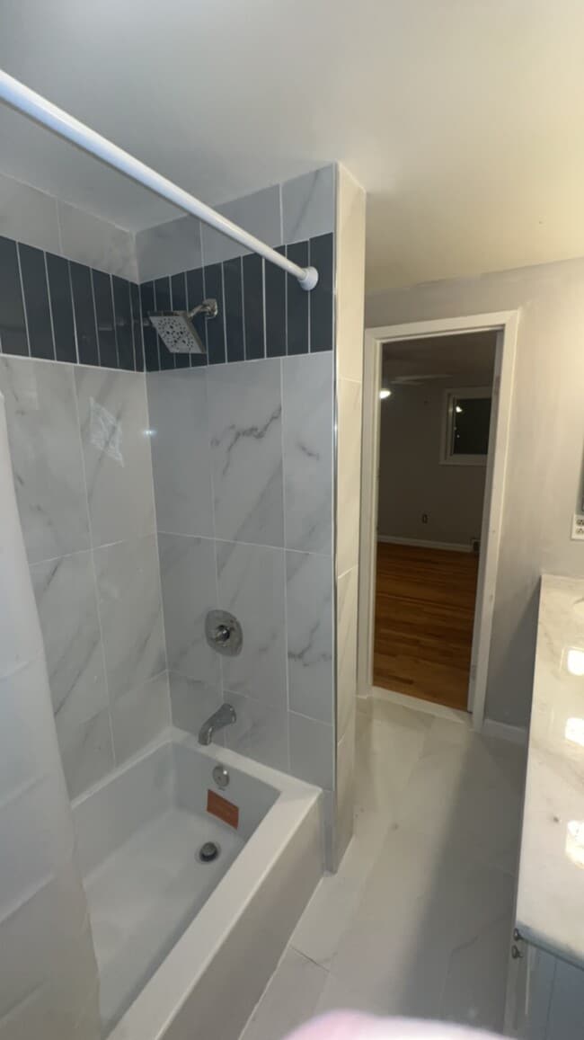 23675 Maude Lea St in Novi, MI - Building Photo - Building Photo