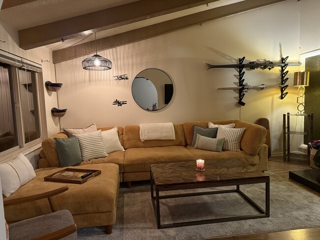 1332 Millcreek Dr, Unit 3 in Ogden, UT - Building Photo - Building Photo