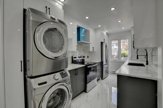 8807 Verville Rue in Montréal, QC - Building Photo - Building Photo