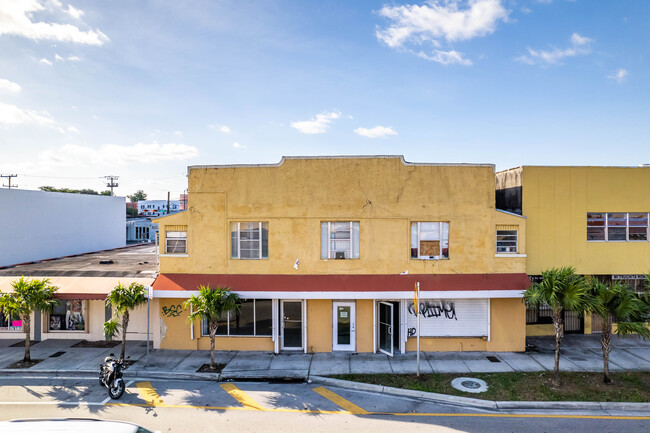 1626 W Flagler St in Miami, FL - Building Photo - Building Photo