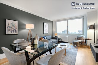 201 East 86th St in New York, NY - Building Photo - Building Photo