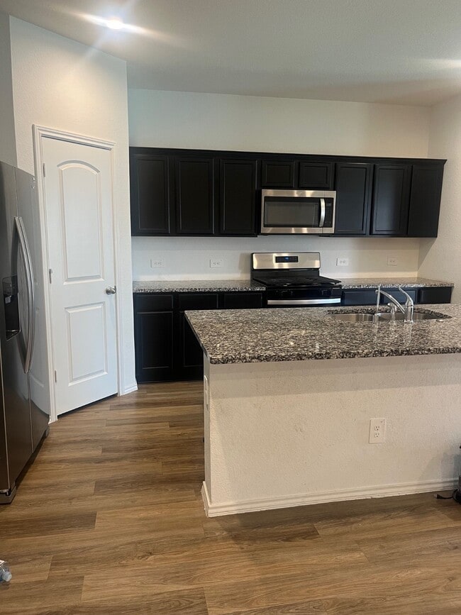 15143 Pr Ml Dr in New Caney, TX - Building Photo - Building Photo