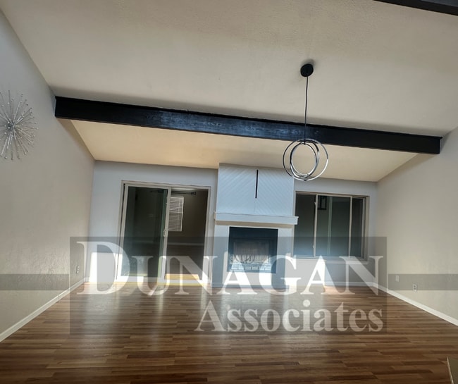 806 Merion Dr in Carlsbad, NM - Building Photo - Building Photo