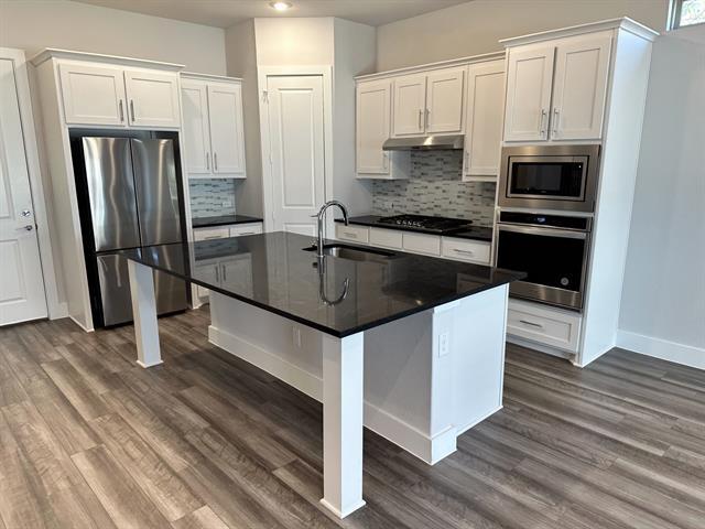 property at 8105 Radnor Rd