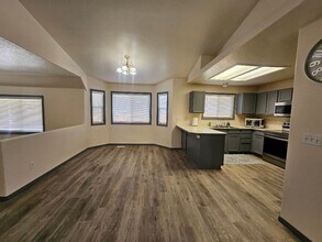 3363 N Chatterton Way in Boise, ID - Building Photo - Building Photo