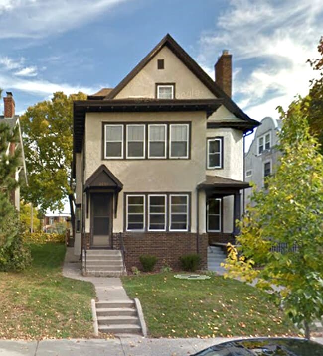property at 3033 Humboldt Ave S