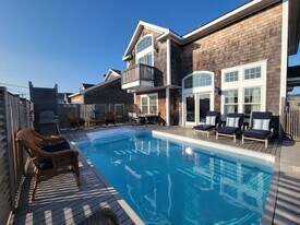 345 Dehnhoff Walk in Ocean Beach, NY - Building Photo