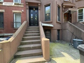 678 Degraw St in Brooklyn, NY - Building Photo