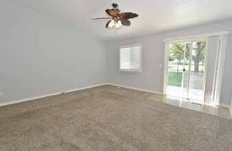 2624 Manchester Dr in Caldwell, ID - Building Photo - Building Photo