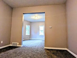 2519 Wirt St in Omaha, NE - Building Photo - Building Photo