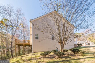 1224 Woodfield Trce in Lithonia, GA - Foto de edificio - Building Photo