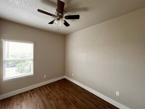 115 Ave Ventana in San Antonio, TX - Building Photo - Building Photo