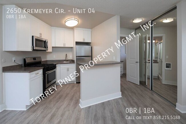 2650 Kremeyer Cir, Unit Unit 04 in Carlsbad, CA - Building Photo - Building Photo
