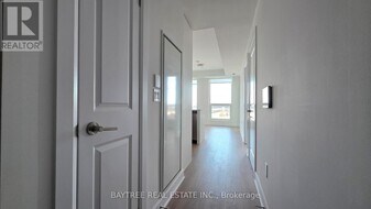 3240 William Coltson Ave in Oakville, ON - Building Photo