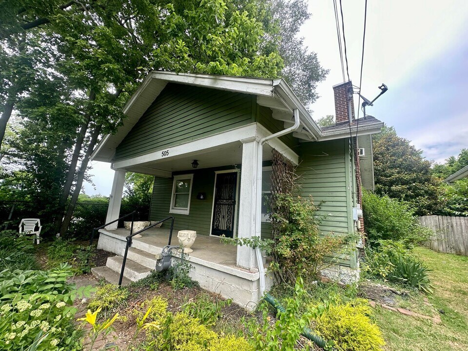 505 Ingleside Dr in Lexington, KY - Building Photo