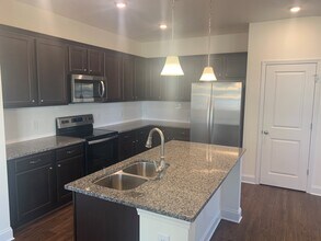 117 Gregory Dr in Clayton, NC - Building Photo - Building Photo