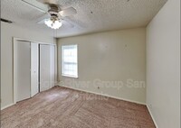 10601 Starcrest Dr photo'