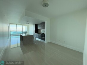 900 Biscayne Blvd in Miami, FL - Building Photo - Building Photo