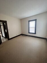 27 Madison St in New Britain, CT - Building Photo - Building Photo