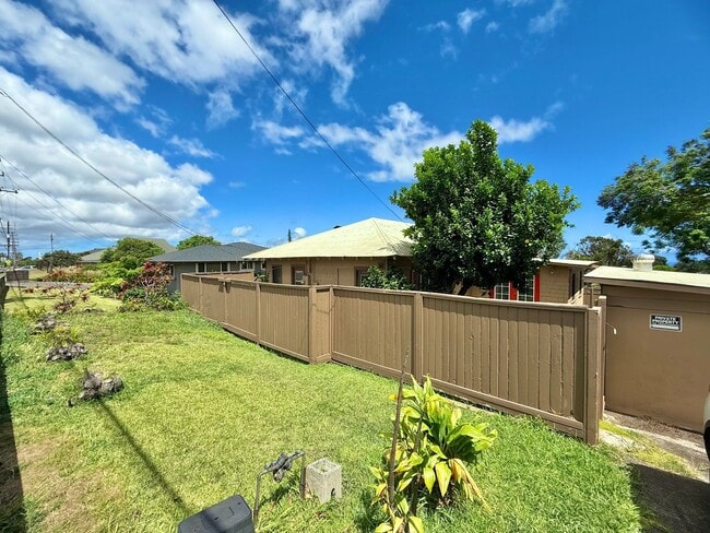 1119 Makawao Ave in Makawao, HI - Building Photo - Building Photo
