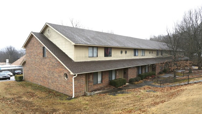 736-788 N Storer Ave