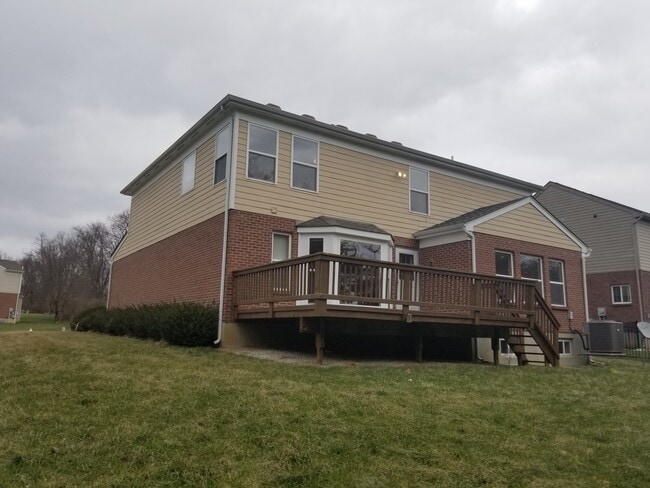 2580 Hingham Ln in Dayton, OH - Building Photo - Building Photo