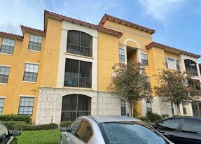 6153 Metrowest Blvd in Orlando, FL - Building Photo