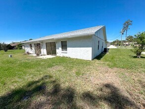 10 Bren Mar Ln in Palm Coast, FL - Building Photo - Building Photo