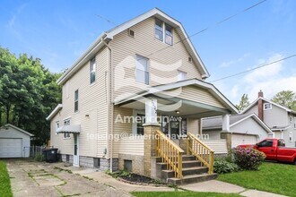 1192 Sherman St in Akron, OH - Foto de edificio - Building Photo