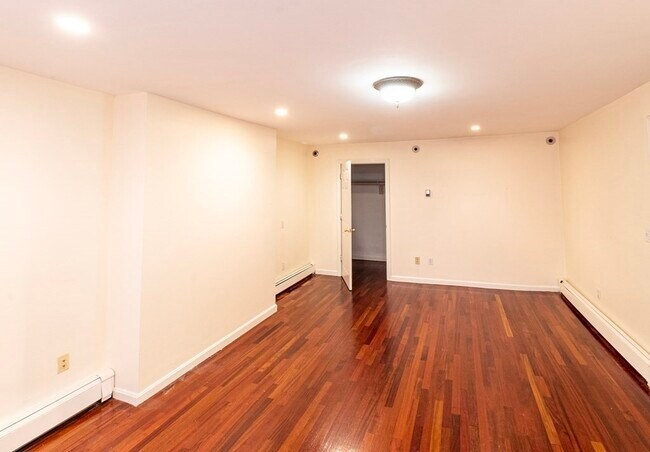 property at 31 E Concord St