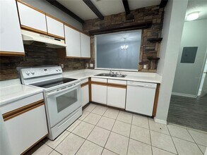 9621 Lakedale Way in Riverview, FL - Building Photo - Building Photo