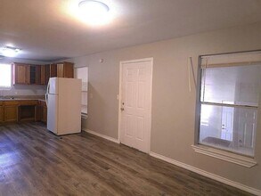 405 24th St SE in Paris, TX - Building Photo - Building Photo