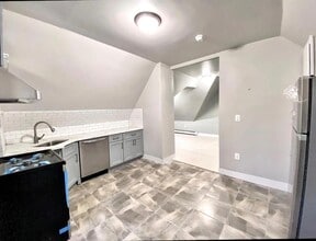 85-01 87th St in Queens, NY - Building Photo - Building Photo