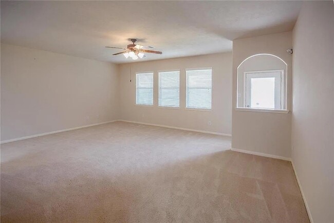 property at 8911 Willow Wind Ln