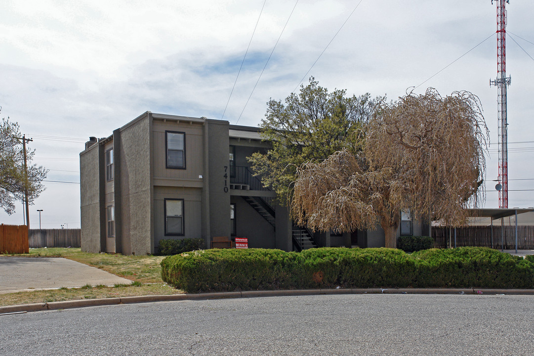 7410 Avenue X in Lubbock, TX - Foto de edificio