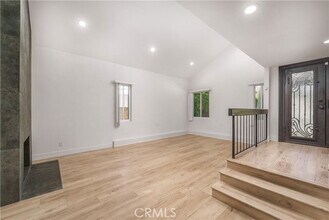 6222 Wynne Ave in Los Angeles, CA - Building Photo - Building Photo