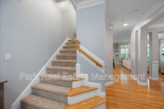 221 Towne Ridge Ln in Chapel Hill, NC - Building Photo - Building Photo